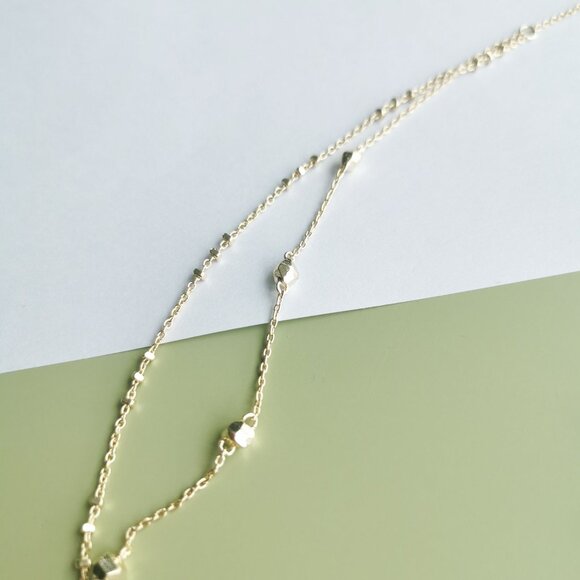 Kendra Scott Ari Heart Necklace - Gold - Picture 5 of 5